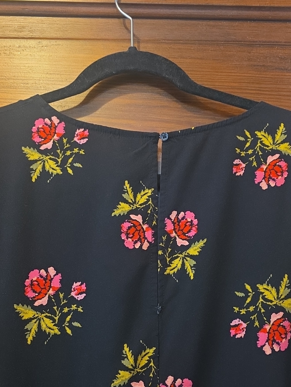 Old Navy Women's Shift Dress Black‎ Pink Floral Bell Sleeves XL - Picture 6 of 10